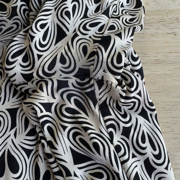 Diane Von Furstenberg Y2K Silk Heart Top Bell Sleeve Ruched Hippie Cute 70s Sz.8 - Picture 10 of 14